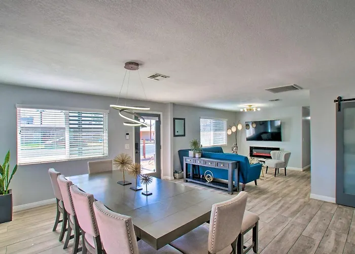 Charming With Patio About 3 Miles To Dtwn! * Phoenix