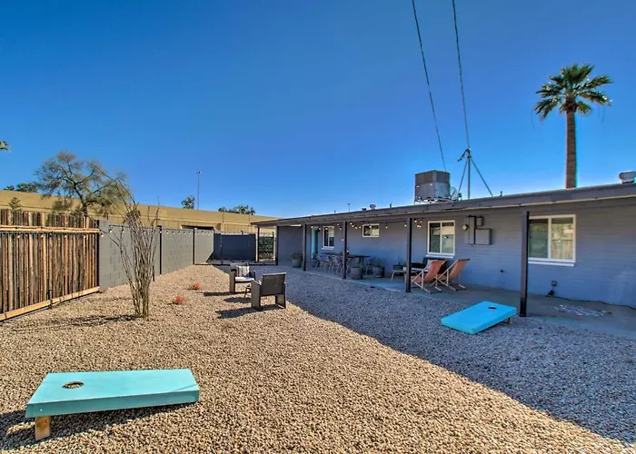 Charming With Patio About 3 Miles To Dtwn! Holiday home Phoenix