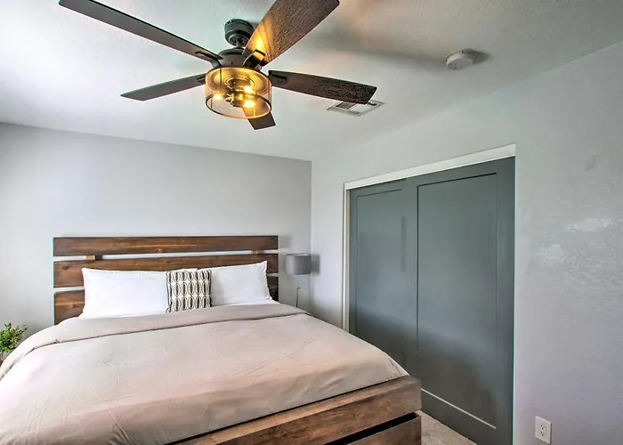 Holiday home Charming With Patio About 3 Miles To Dtwn! Phoenix