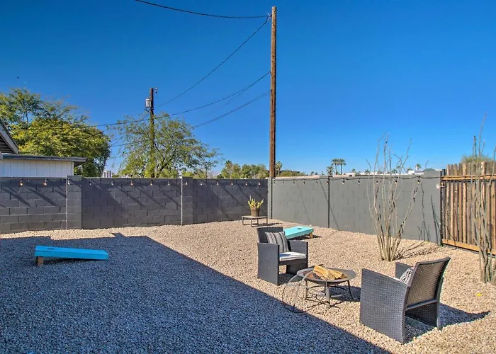Charming With Patio About 3 Miles To Dtwn! Holiday home